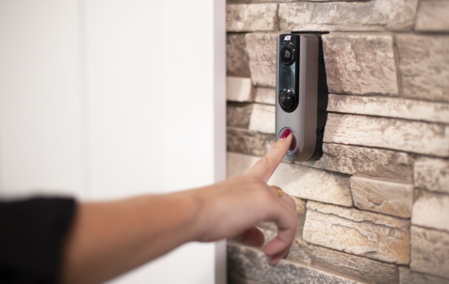 Auburn free doorbell camera